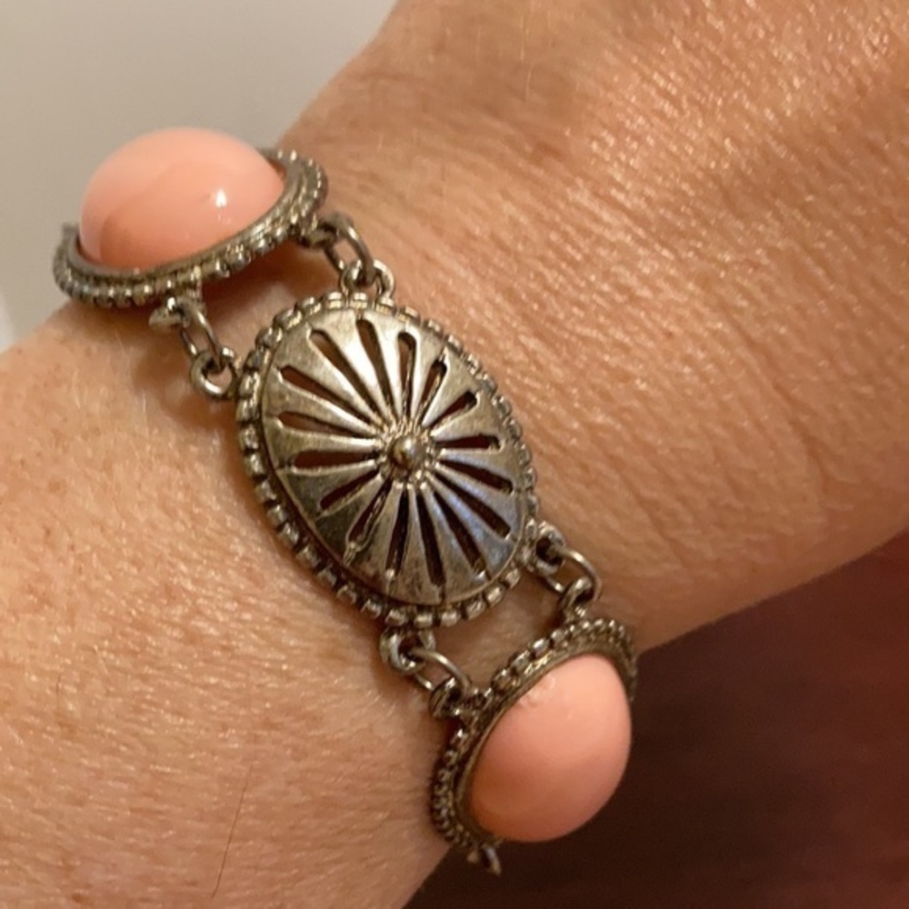 Vintage baby pink and silver tone linked bracelet